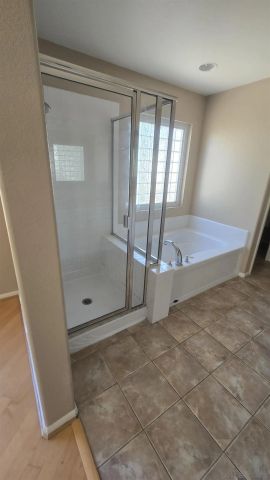 11442 Trailbrook Ln, San Diego, CA 92128