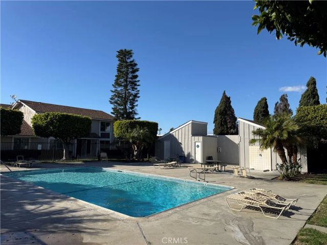 6672 Sun Drive C, Huntington Beach, CA 92647