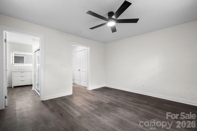 411 20TH Avenue NE, Hickory, NC 28601