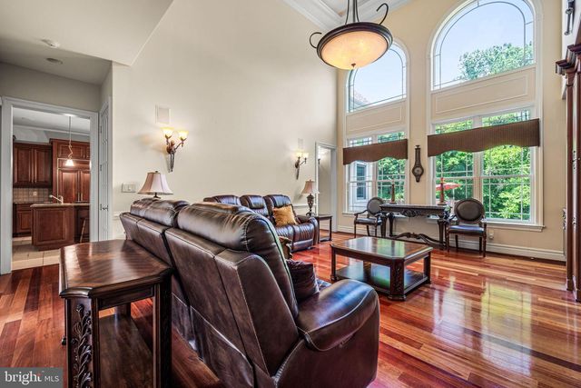 211 STONECHASE DR, Hockessin, DE 19707