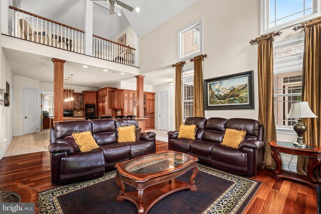 211 STONECHASE DR, Hockessin, DE 19707