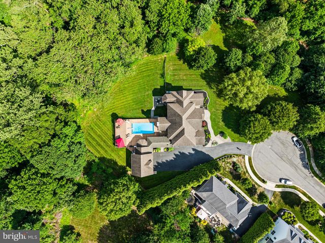 211 STONECHASE DR, Hockessin, DE 19707
