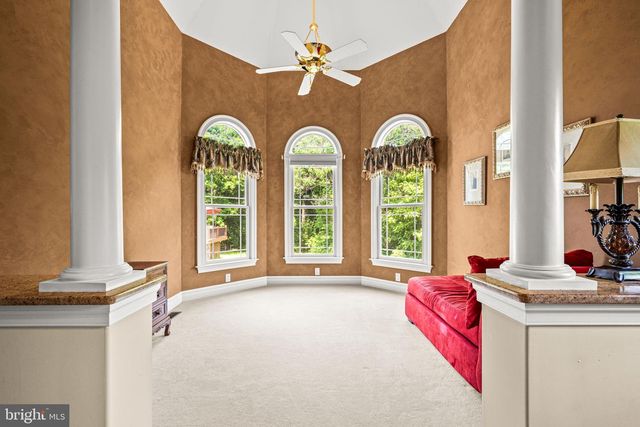 211 STONECHASE DR, Hockessin, DE 19707