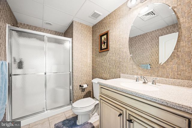 211 STONECHASE DR, Hockessin, DE 19707