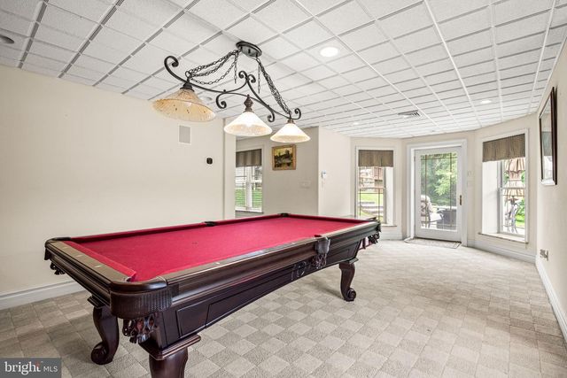 211 STONECHASE DR, Hockessin, DE 19707