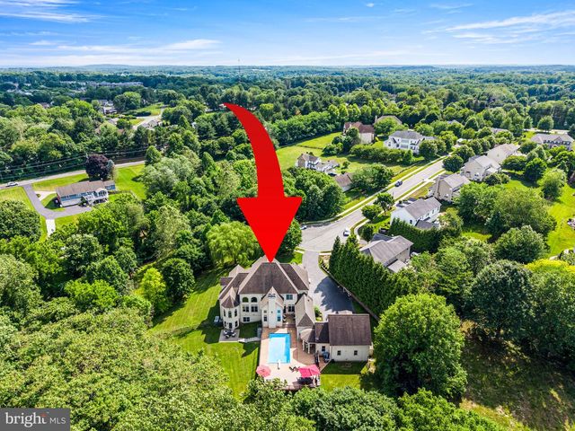 211 STONECHASE DR, Hockessin, DE 19707
