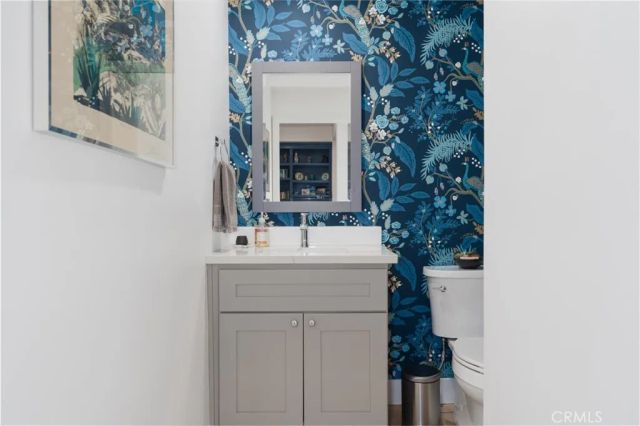 11740 W Sunset Boulevard 14, Los Angeles, CA 90049