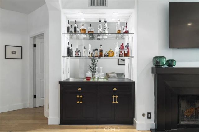 11740 W Sunset Boulevard 14, Los Angeles, CA 90049