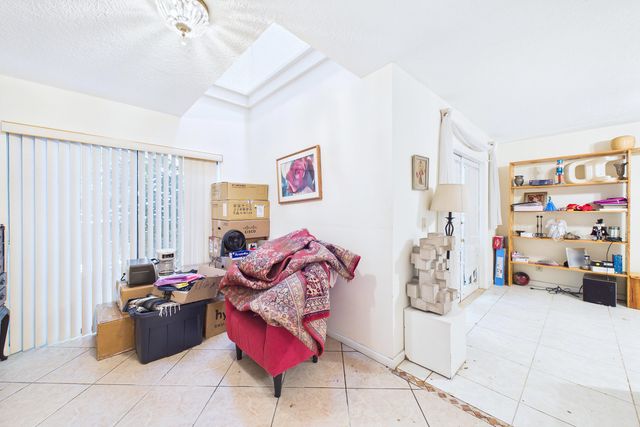 9905 W Atlantic Boulevard, Coral Springs, FL 33071
