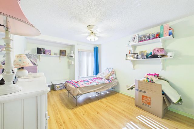 9905 W Atlantic Boulevard, Coral Springs, FL 33071