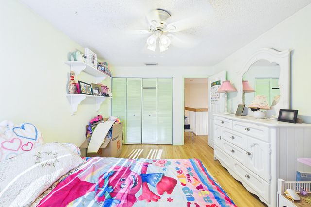 9905 W Atlantic Boulevard, Coral Springs, FL 33071