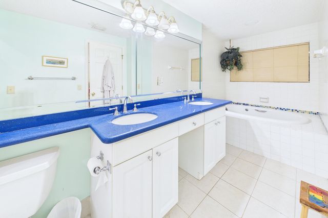 9905 W Atlantic Boulevard, Coral Springs, FL 33071