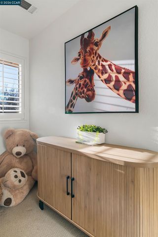 582 La Corso Dr, Walnut Creek, CA 94598