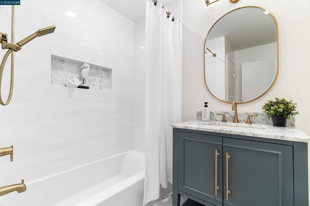 582 La Corso Dr, Walnut Creek, CA 94598