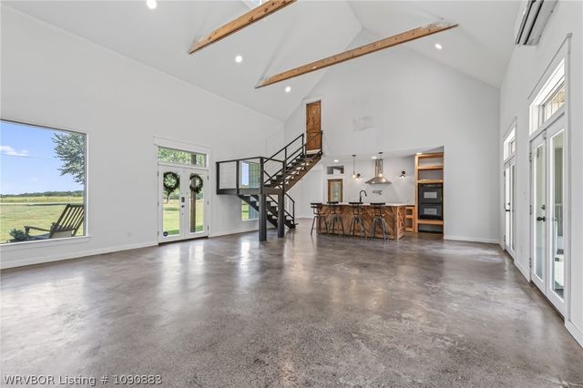 203 S Ross Hampton Road, Hackett, AR 72937