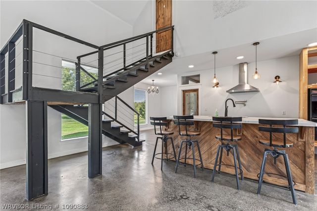203 S Ross Hampton Road, Hackett, AR 72937