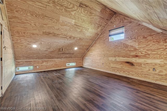 203 S Ross Hampton Road, Hackett, AR 72937