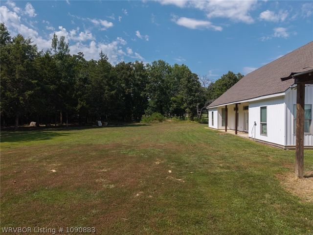203 S Ross Hampton Road, Hackett, AR 72937
