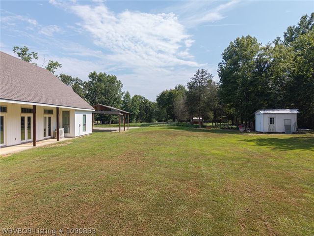 203 S Ross Hampton Road, Hackett, AR 72937