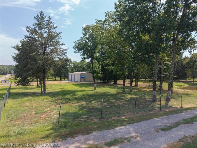 203 S Ross Hampton Road, Hackett, AR 72937