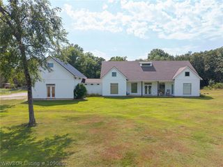 203 S Ross Hampton Road, Hackett, AR 72937