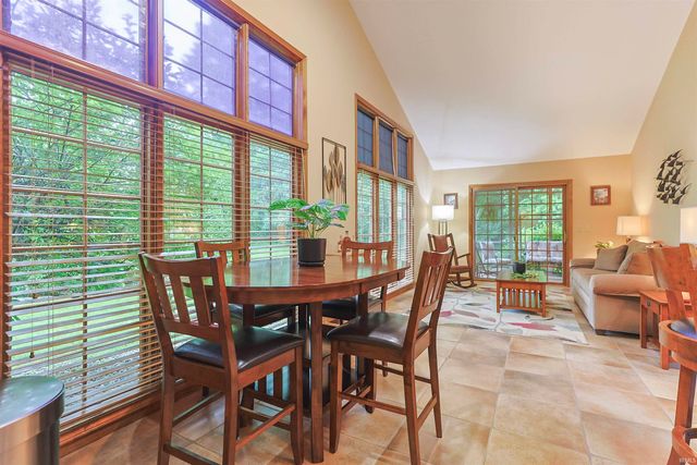 16290 Oak Hill Boulevard, Granger, IN 46530