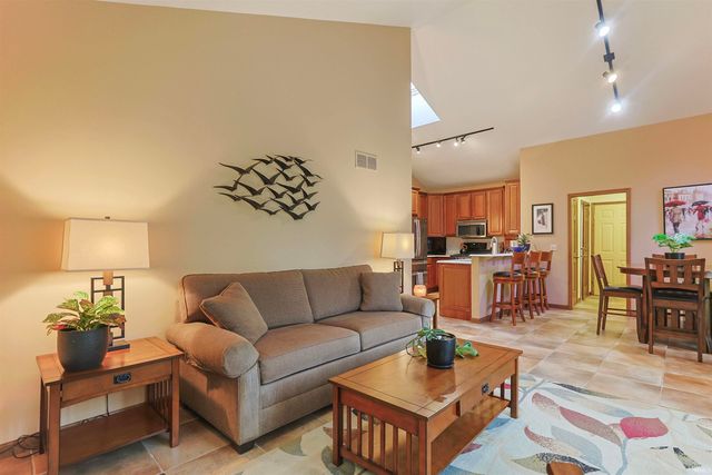 16290 Oak Hill Boulevard, Granger, IN 46530