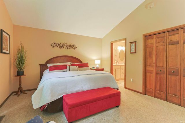 16290 Oak Hill Boulevard, Granger, IN 46530