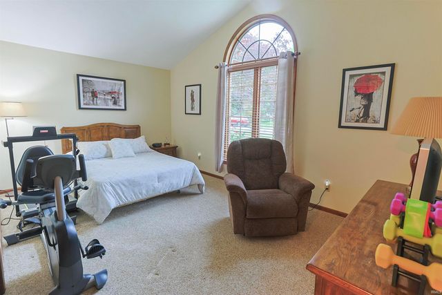 16290 Oak Hill Boulevard, Granger, IN 46530