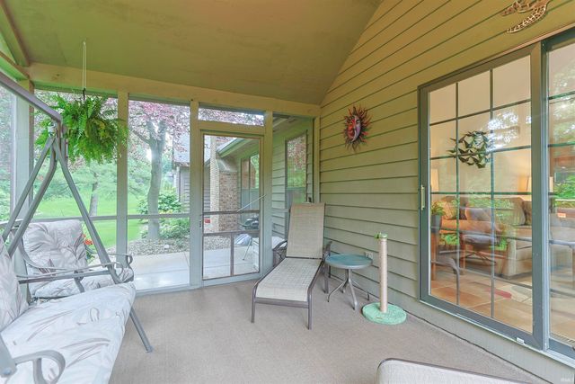 16290 Oak Hill Boulevard, Granger, IN 46530