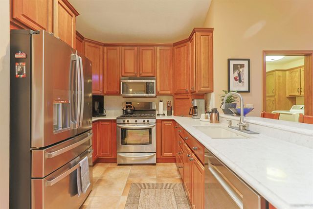 16290 Oak Hill Boulevard, Granger, IN 46530