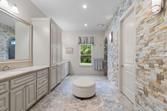 23506 Chisolm Trail, Montgomery, TX 77316