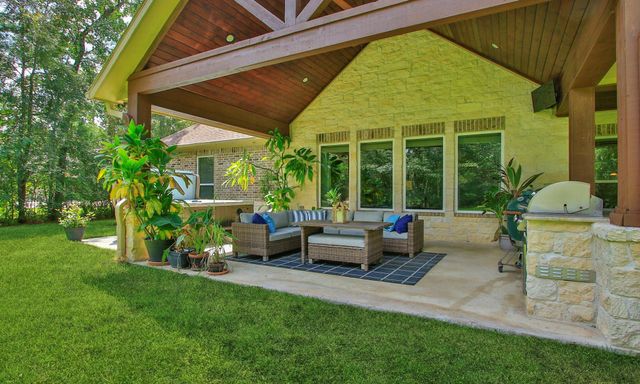23506 Chisolm Trail, Montgomery, TX 77316