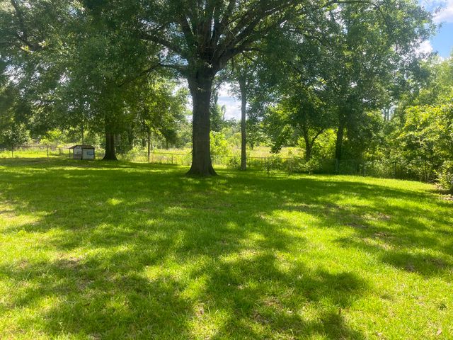 3944 Hwy 121, Leesville, LA 71446