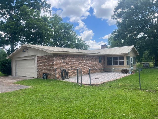 3944 Hwy 121, Leesville, LA 71446