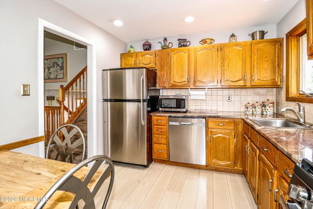 5 Overhill Road, East Brunswick, NJ 08816