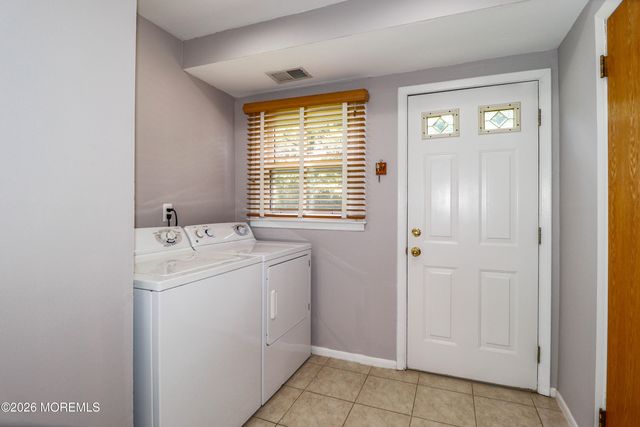 5 Overhill Road, East Brunswick, NJ 08816