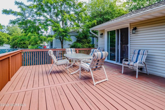 5 Overhill Road, East Brunswick, NJ 08816