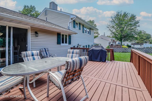 5 Overhill Road, East Brunswick, NJ 08816