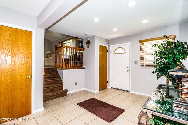 5 Overhill Road, East Brunswick, NJ 08816