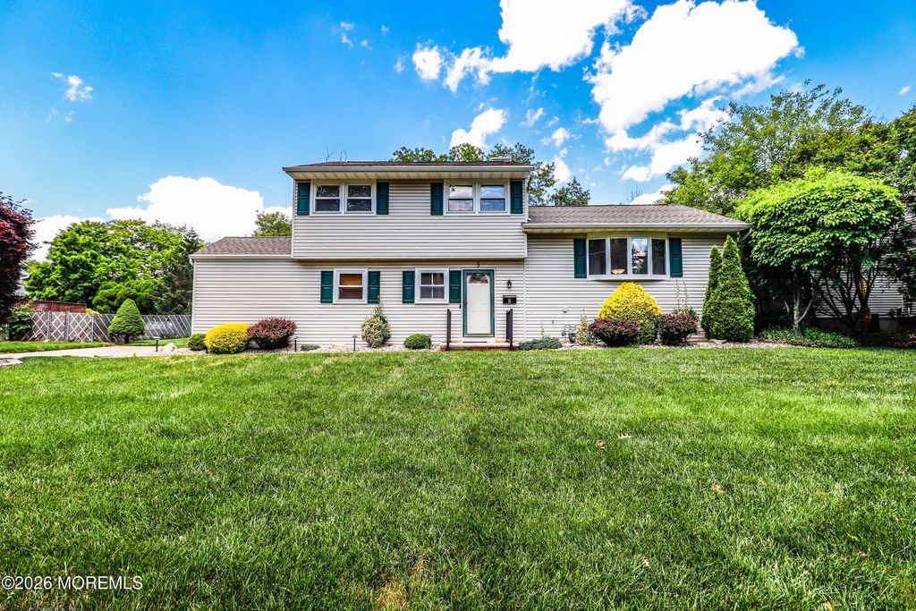 5 Overhill Road, East Brunswick, NJ 08816