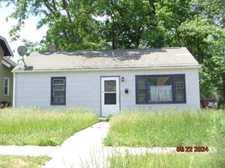 2109 S 5th Street, Rockford, IL 61104