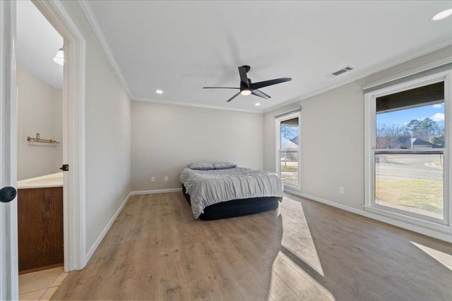 300 MYSEN DR, Memphis, TN 38018