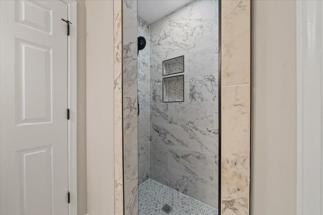 300 MYSEN DR, Memphis, TN 38018