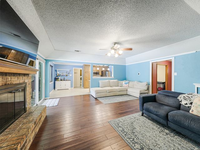6404 Suncrest Court, North Richland Hills, TX 76180