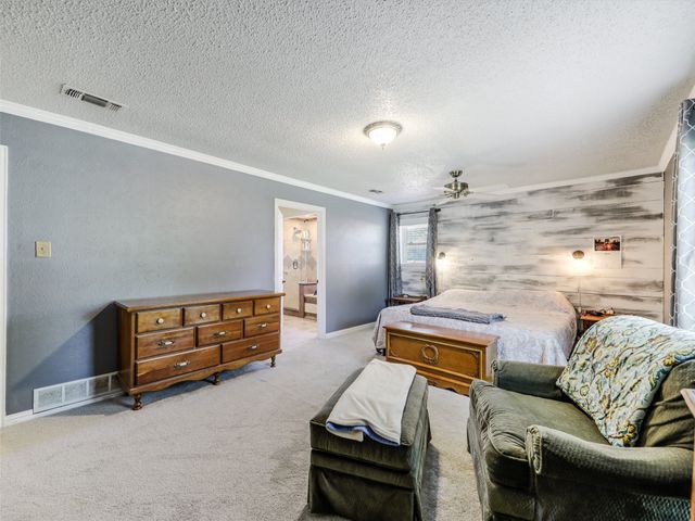 6404 Suncrest Court, North Richland Hills, TX 76180