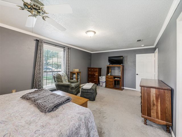 6404 Suncrest Court, North Richland Hills, TX 76180