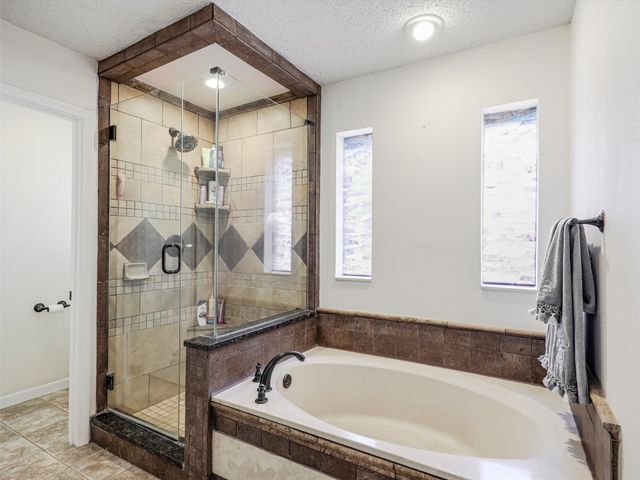 6404 Suncrest Court, North Richland Hills, TX 76180