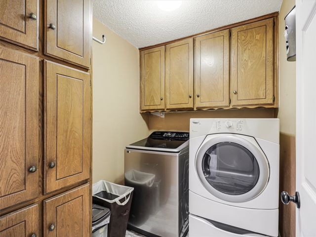 6404 Suncrest Court, North Richland Hills, TX 76180