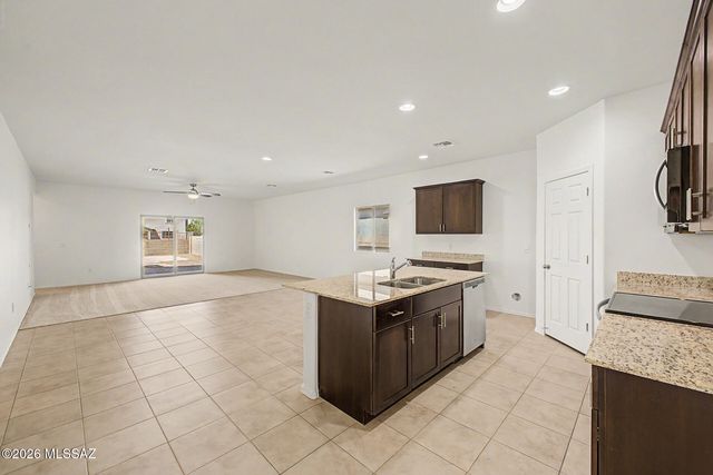 12679 N Wildrose Drive, Marana, AZ 85653